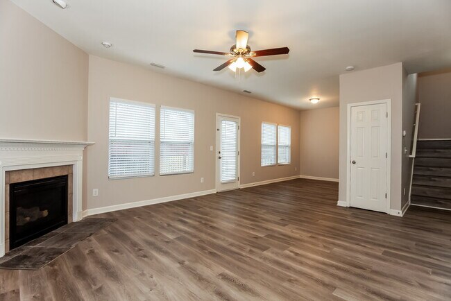 Foto del edificio - 4316 Houldsworth Dr