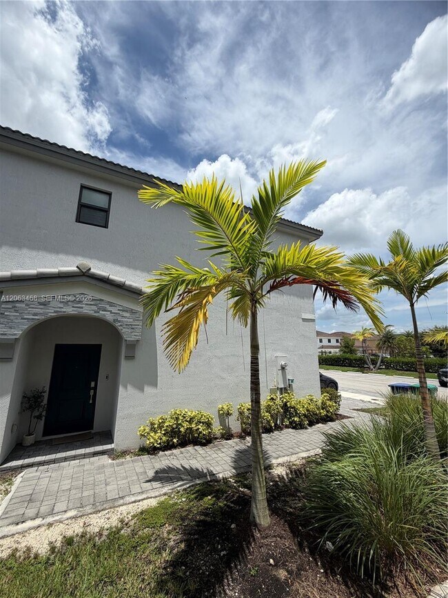 Building Photo - 12944 SW 286th Terrace