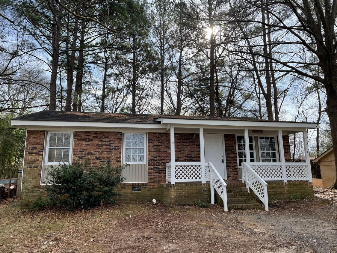 Foto principal - Four Bedroom Ranch in Gastonia