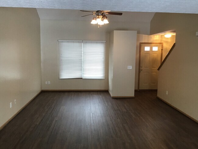 Building Photo - 1771 Autumn Drive