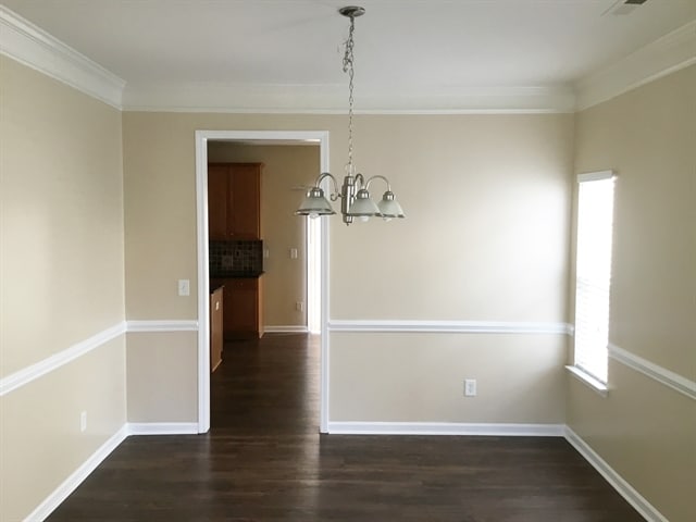 Building Photo - 1635 Swan Dr