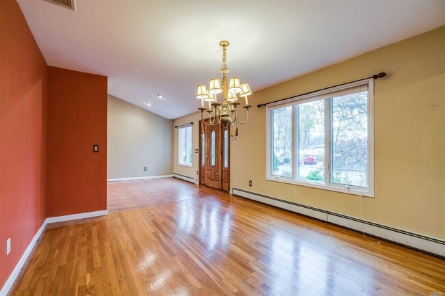 Foto del edificio - 25 Grace Park Dr