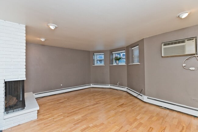 Building Photo - 2 br, 2 bath Condo - 800 W George St