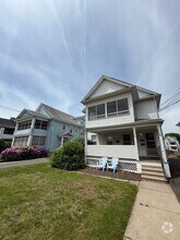 Building Photo - 49-51 Maplewood Ave