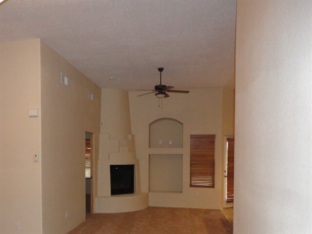 Foto del edificio - 1036 Desert Willow Place NE