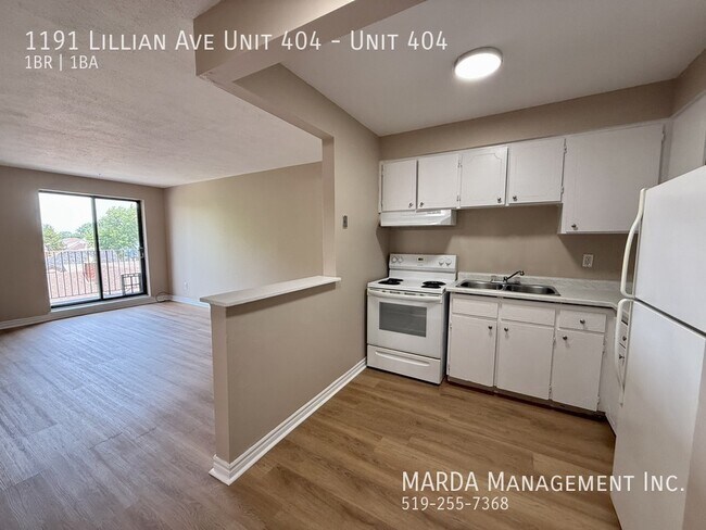 Photo du bâtiment - NEWLY RENOVATED 1 BED/1 BATH ON LILLIAN & GILES + HYDRO!