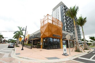 Building Photo - 5300 Paseo Blvd