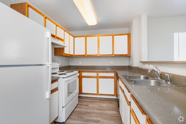 Interior Photo - Spring Hollow