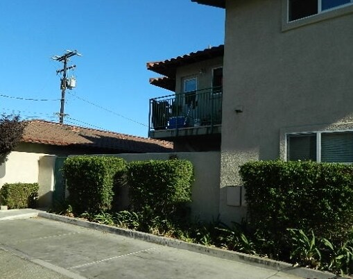 Foto del edificio - 113 S Oak St