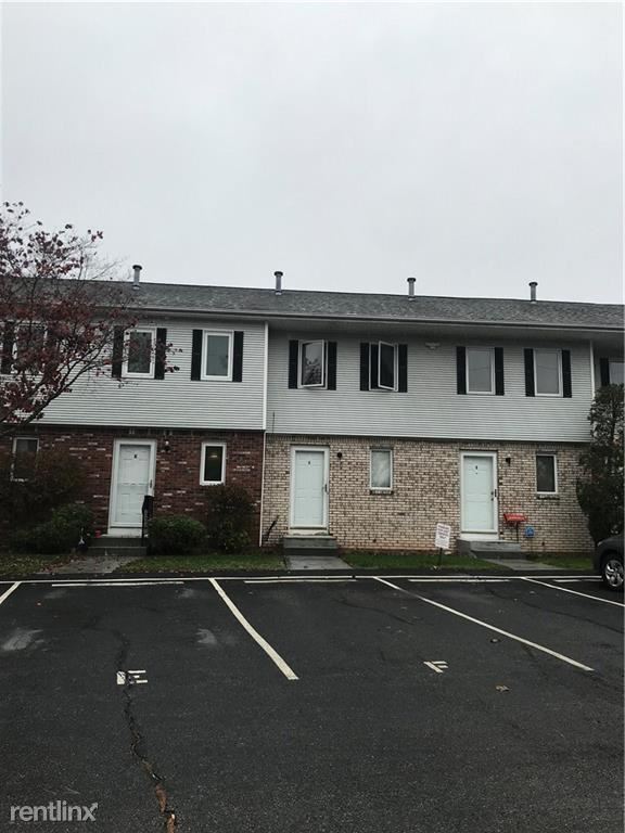 Primary Photo - 2 br, 1.5 bath Townhome - 1 Zambarano Avenue