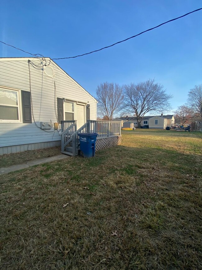 Building Photo - 3 Bedroom, 1 Bath in Aberdeen, MD