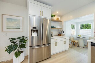 Building Photo - 4523 Fluvia Ave