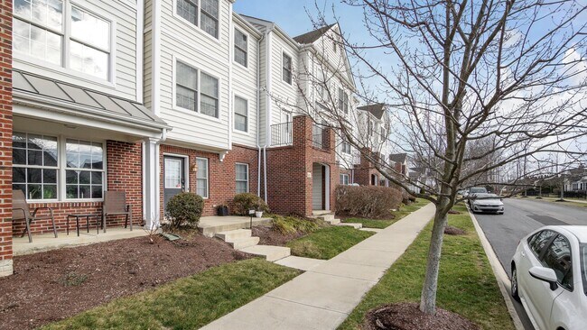 Foto del edificio - 6010 Turnwood Dr