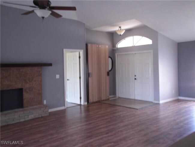 Foto del edificio - 2709 37th St SW