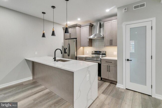 Foto del edificio - 752 S 16th St