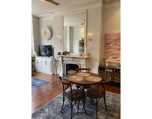 Building Photo - 119 Marlborough St