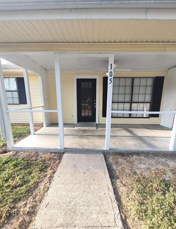 Foto del edificio - 105 Lumberton Dr