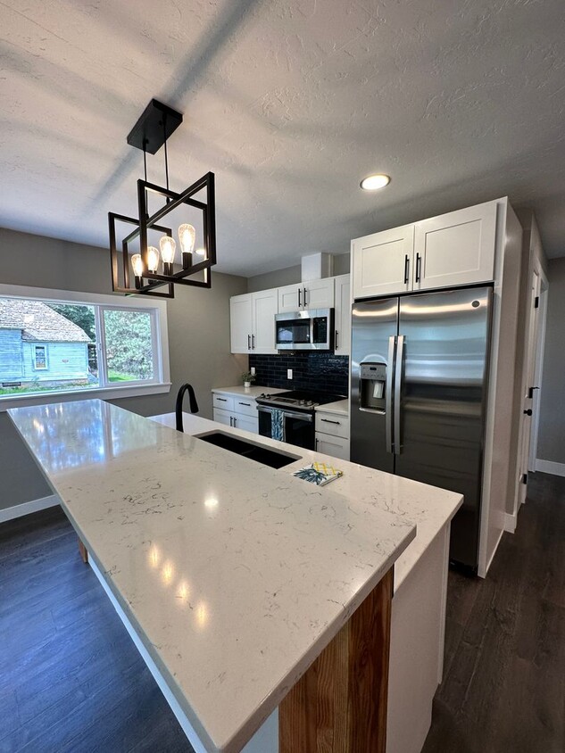 Foto principal - Gorgeous PET FRIENDLY fully remodeled house