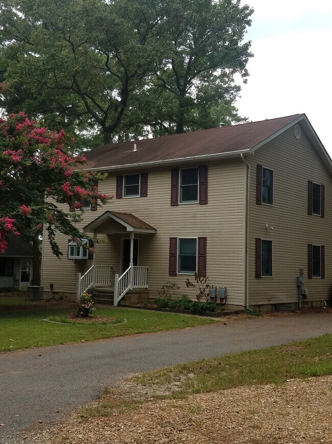 Outside Street Side - 18213 River Rd