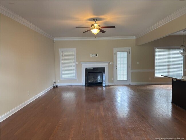 Foto del edificio - 4015 Summerberry Dr