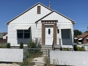 Building Photo - 4880 S Wasatch St