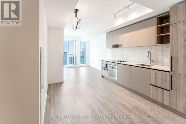 Photo du bâtiment - 55-3955 Mercer St