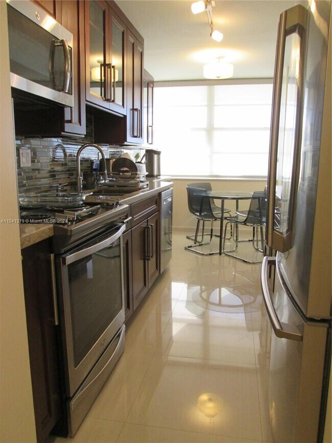 Foto del edificio - 250 174th St