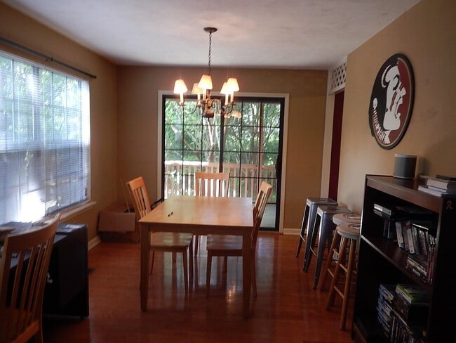 Building Photo - 316 Talwood Dr