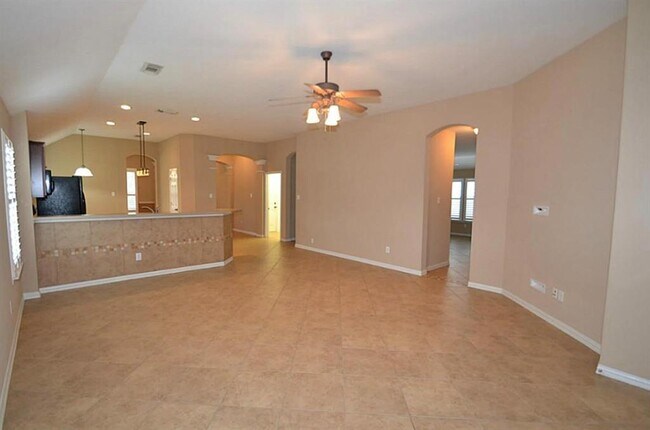 Building Photo - 23242 Dewflower Dr