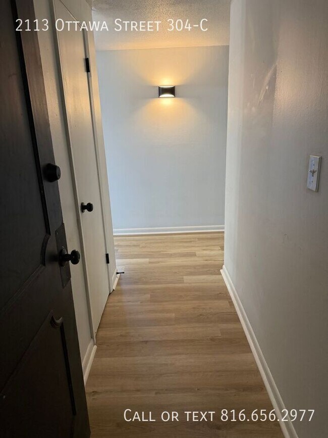 Foto del edificio - 2113 Ottawa St