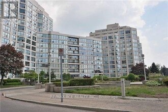 Building Photo - 2261 Lake Shore Blvd W