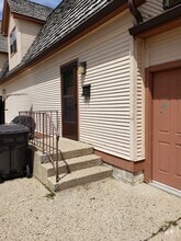 Building Photo - 406 1st Ave N