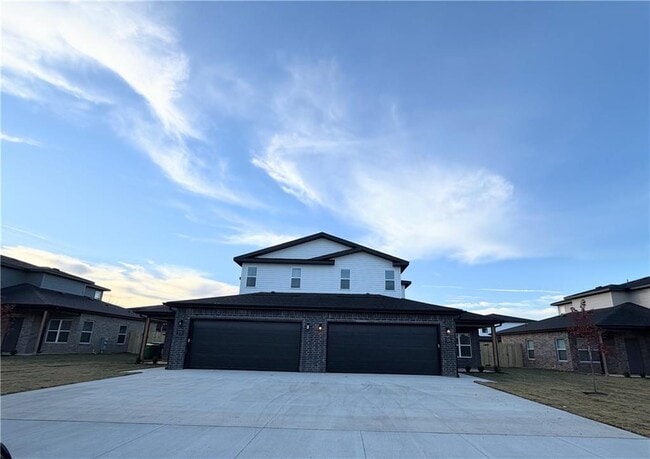 Foto del edificio - 531 Cosmos St