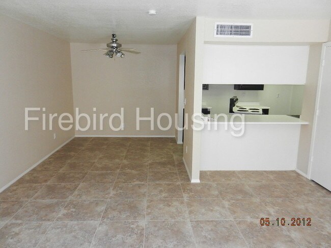 Foto del edificio - 222 W Brown Rd
