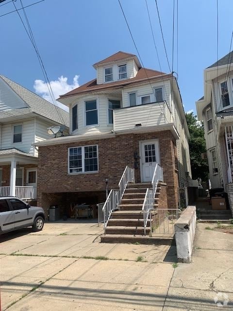 Building Photo - 17 E 40th St