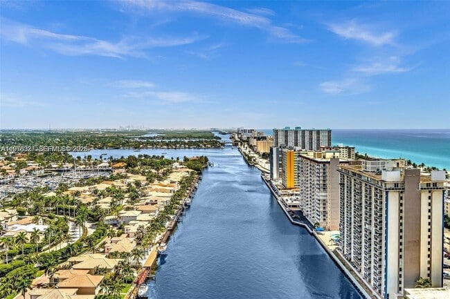 Building Photo - 1600 S Ocean Dr