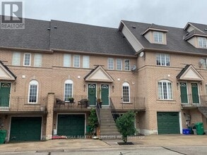 Building Photo - 80 Strathaven Dr