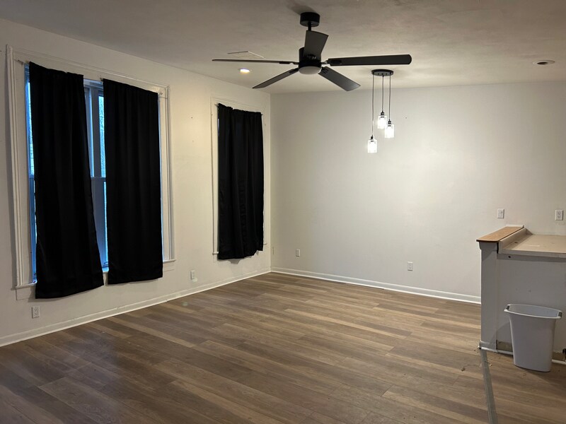 Foto del edificio - 3276 Main St