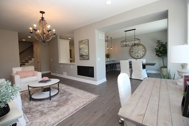 Building Photo - 10727 Clock Tower Dr