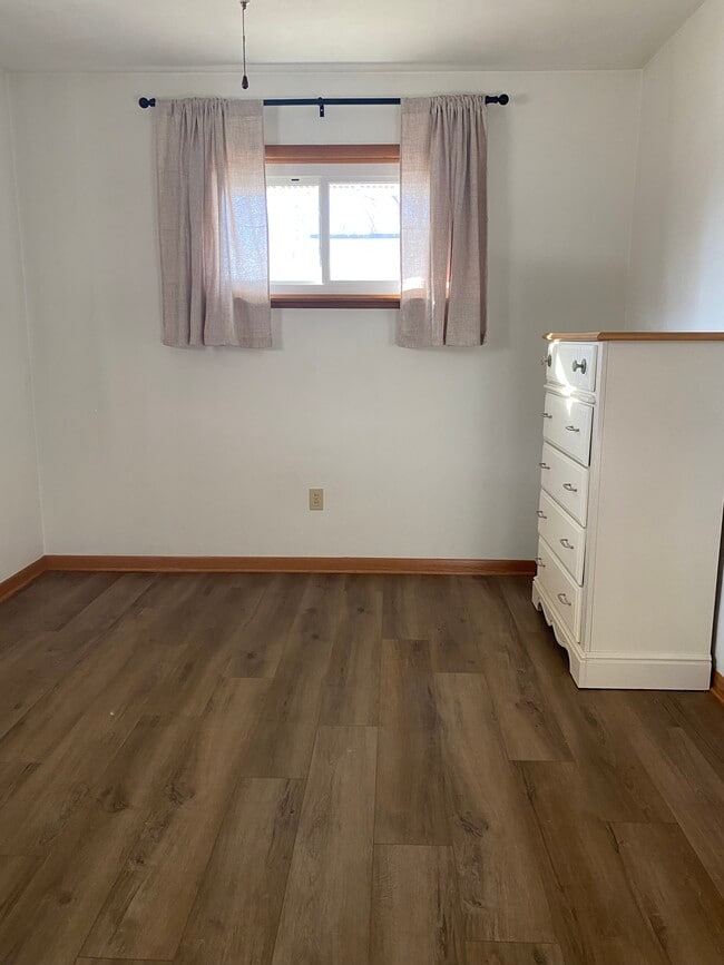 Building Photo - 336 Turner St