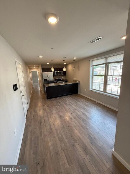 Photo - 1641 W Venango St