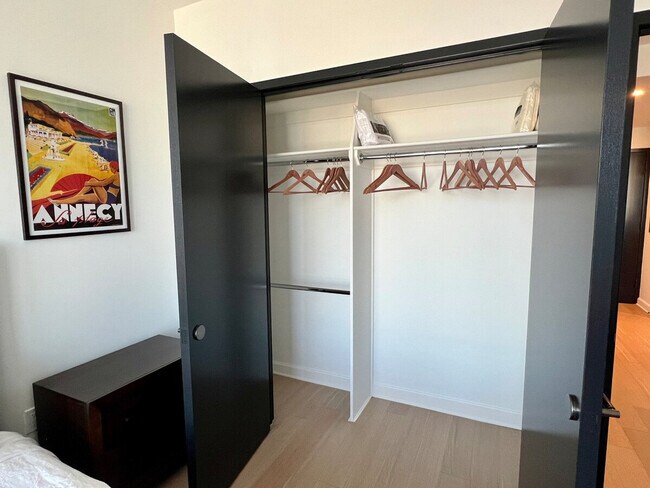 Building Photo - 408 W 58th St