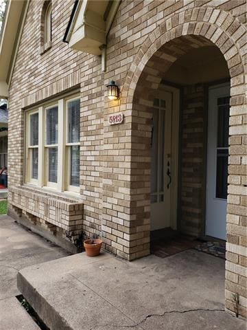 Building Photo - 5813 Llano Ave