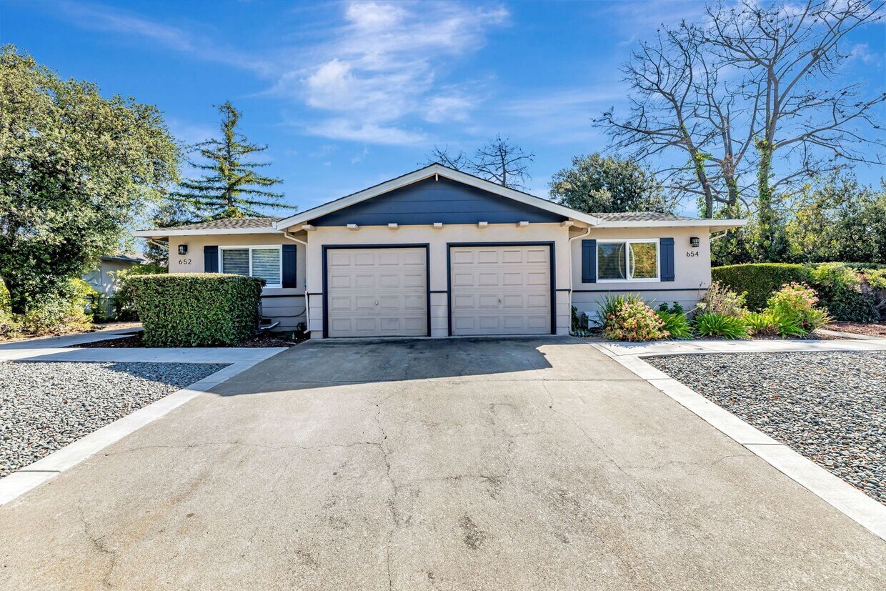 Foto principal - 652-654 Vasona Ave