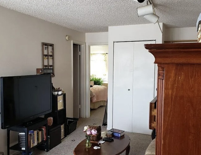 Photo - Fully Remodeled 1 Bedroom/1 Bathroom Apartment Available August 1st!