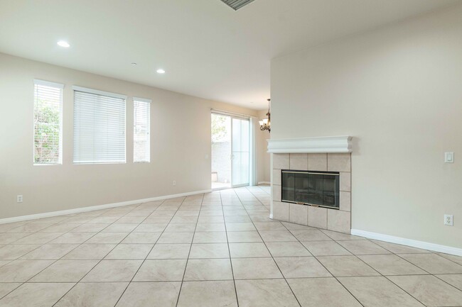 Building Photo - 4120 Paredo Way