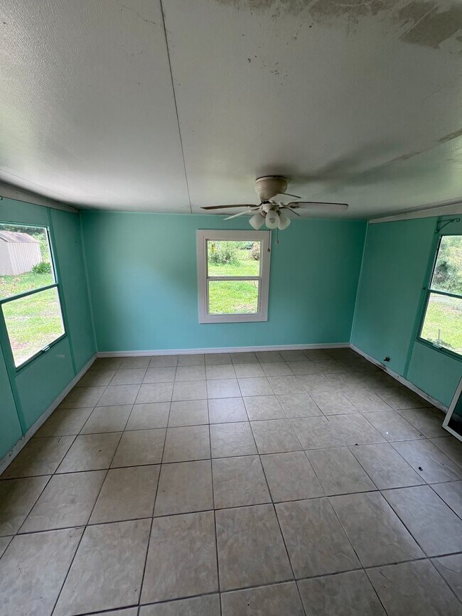 Building Photo - Coming Soon! Newly Renovated!