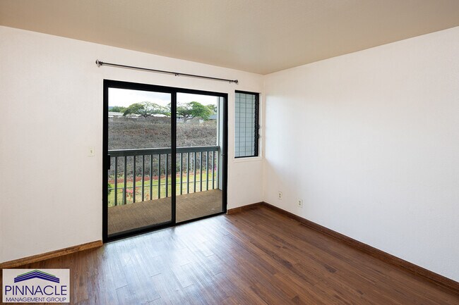 Foto del edificio - 98-640-640 Moanalua Loop