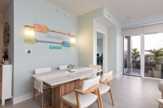 Foto del edificio - Bay View Condo at Park Place in Downtown San Diego