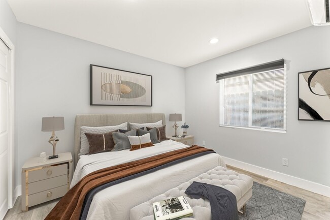 Foto del edificio - 1629 W Summit St